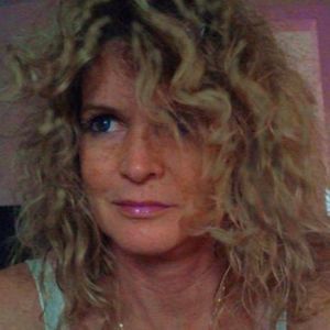 Meet your Posher, Pam